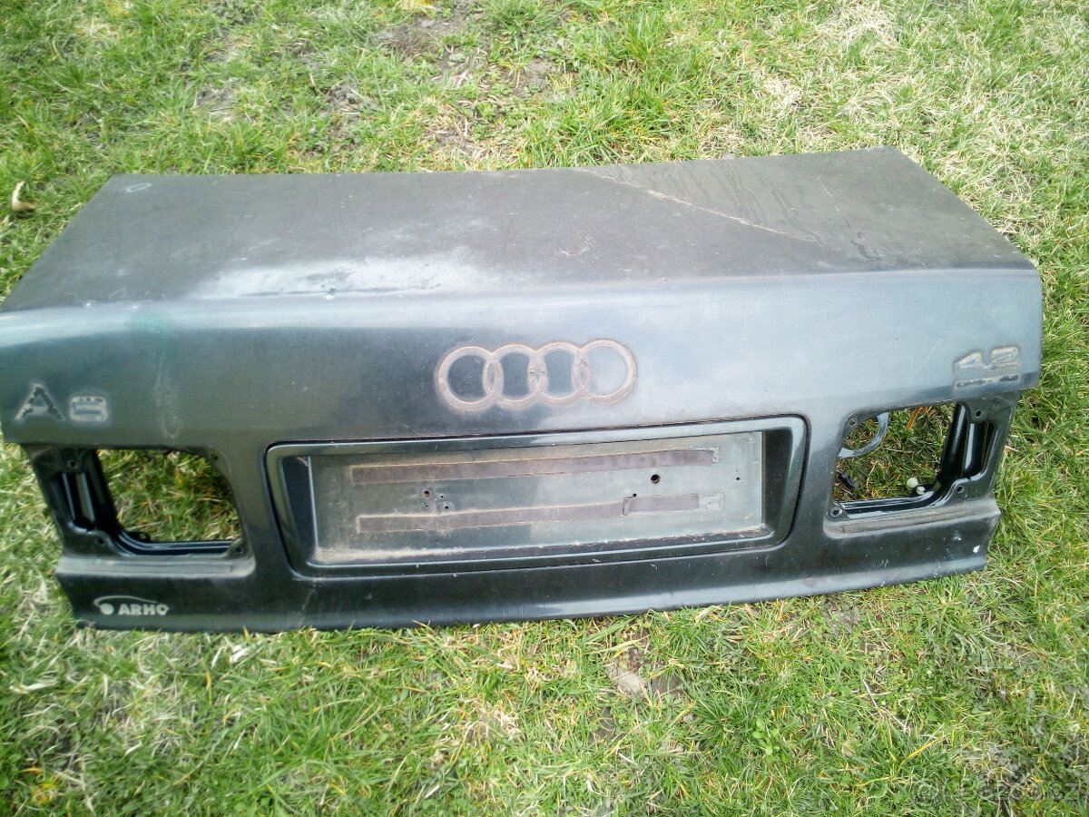 Audi A8 4D2 Díly - 6