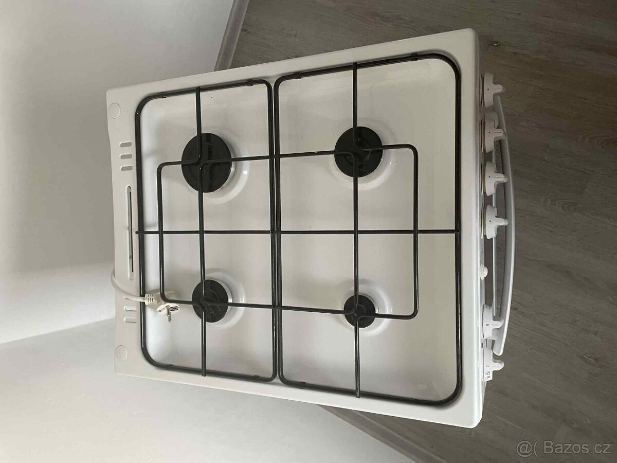 Plynový sporák MORA KS112GW - 6