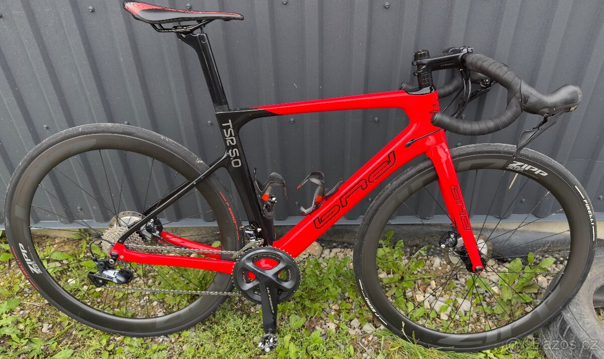 Silnicni kolo carbon ram M v top stavu - 6