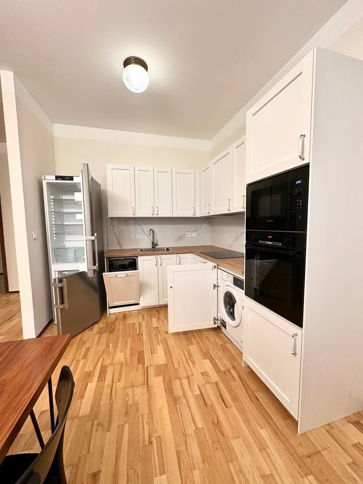 Pronájem bytu 2+kk 56 m² - 6