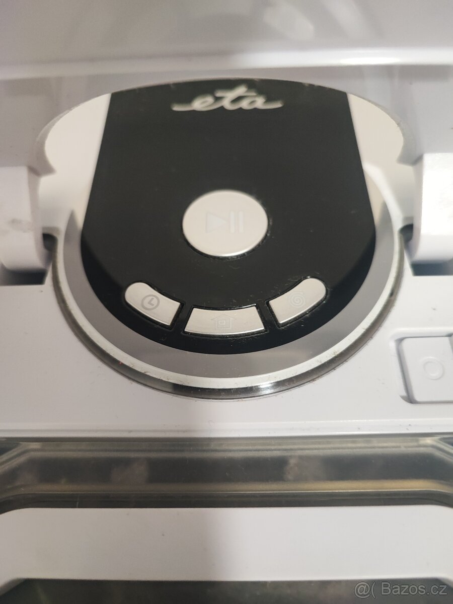 Robotický vysavač - 6