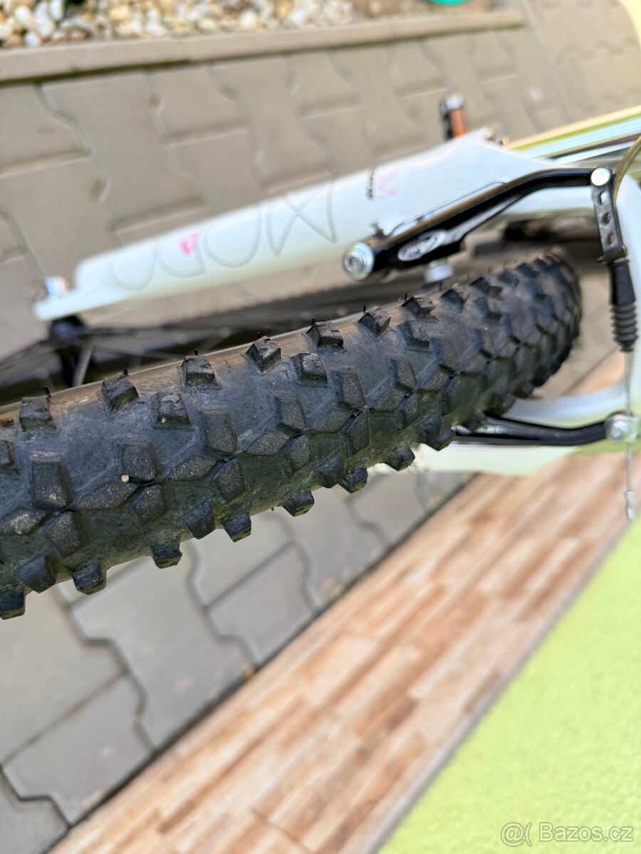 Horské kolo SUPERIOR modo DEORE XT + helma GIRO - 6