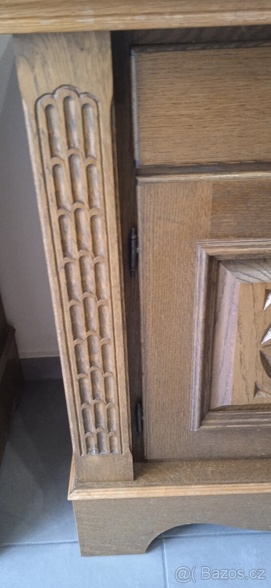 Rustikální komoda středně tmavý dub - 6
