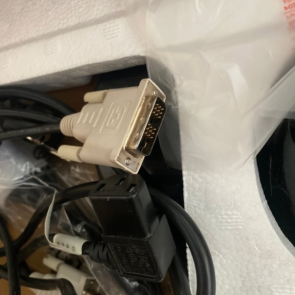 LG monitor - 6