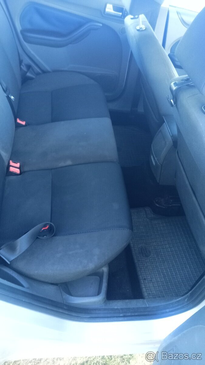 Ford Focus kombi 1.6tdci 80kw - 6