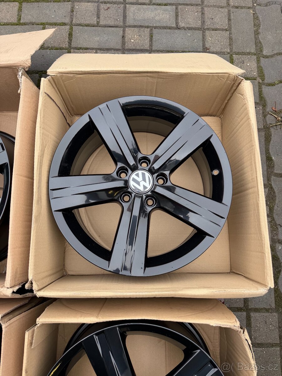 ORIGINÁL Alu Volkswagen Passat B6, B7 R17, 5x112 - TOP STAV - 6