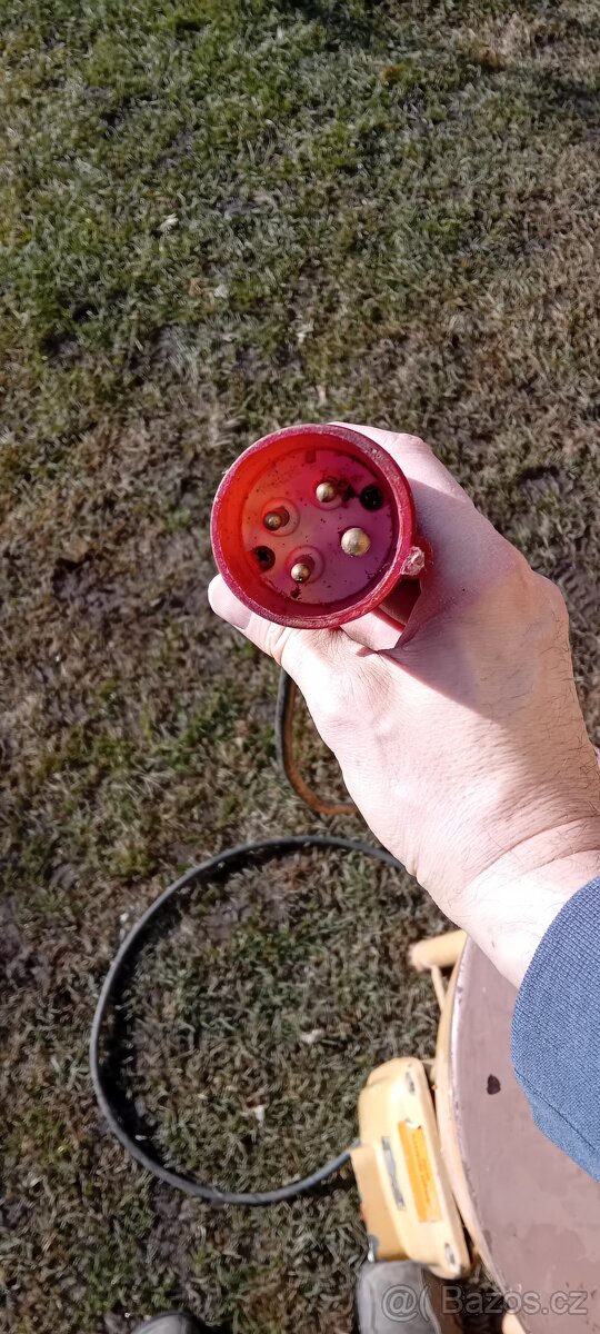 Šrotovník na obilí - 6