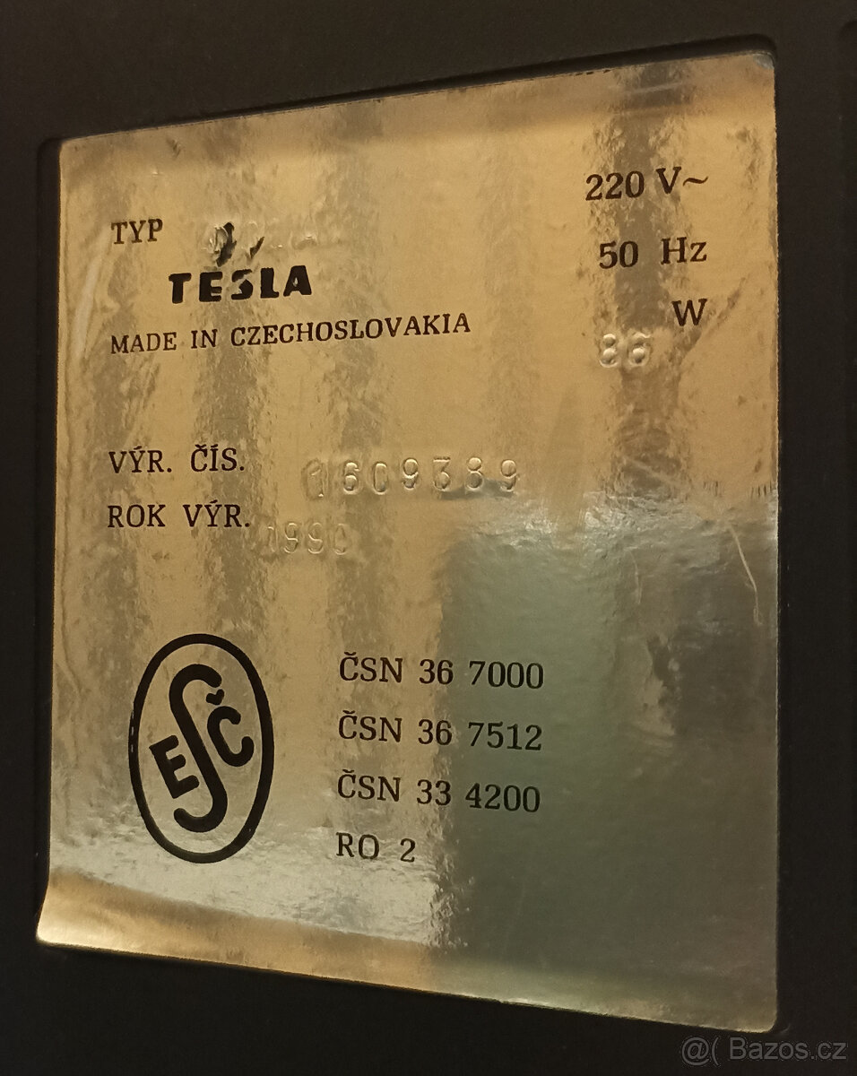 Starý retro televizor Tesla Color 332 (4332A) s ovladačem - 6