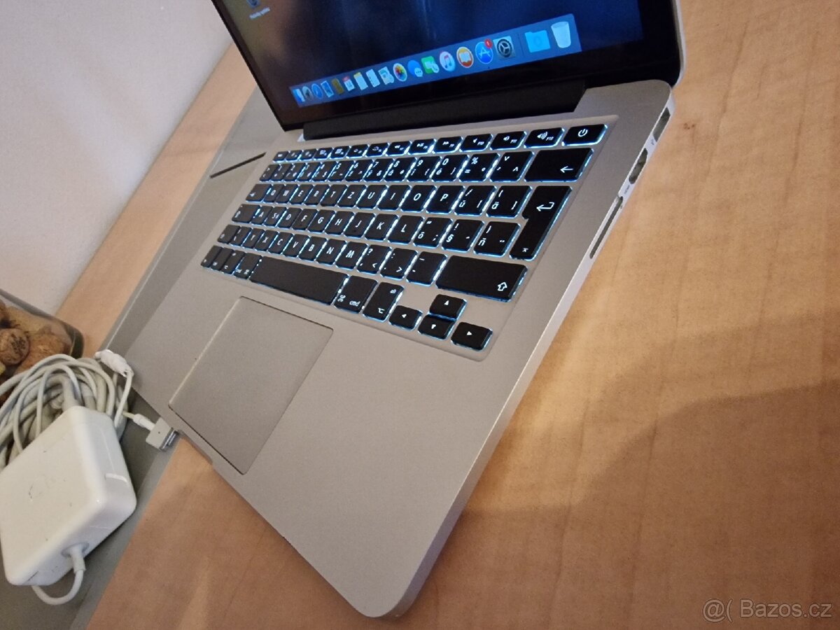 Apple MacBook Pro 2015 Core i5 - 6
