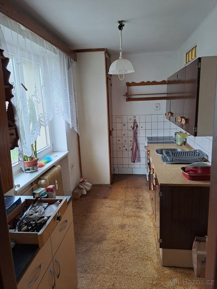 Byt 3+1 s garáží Solnice - 6