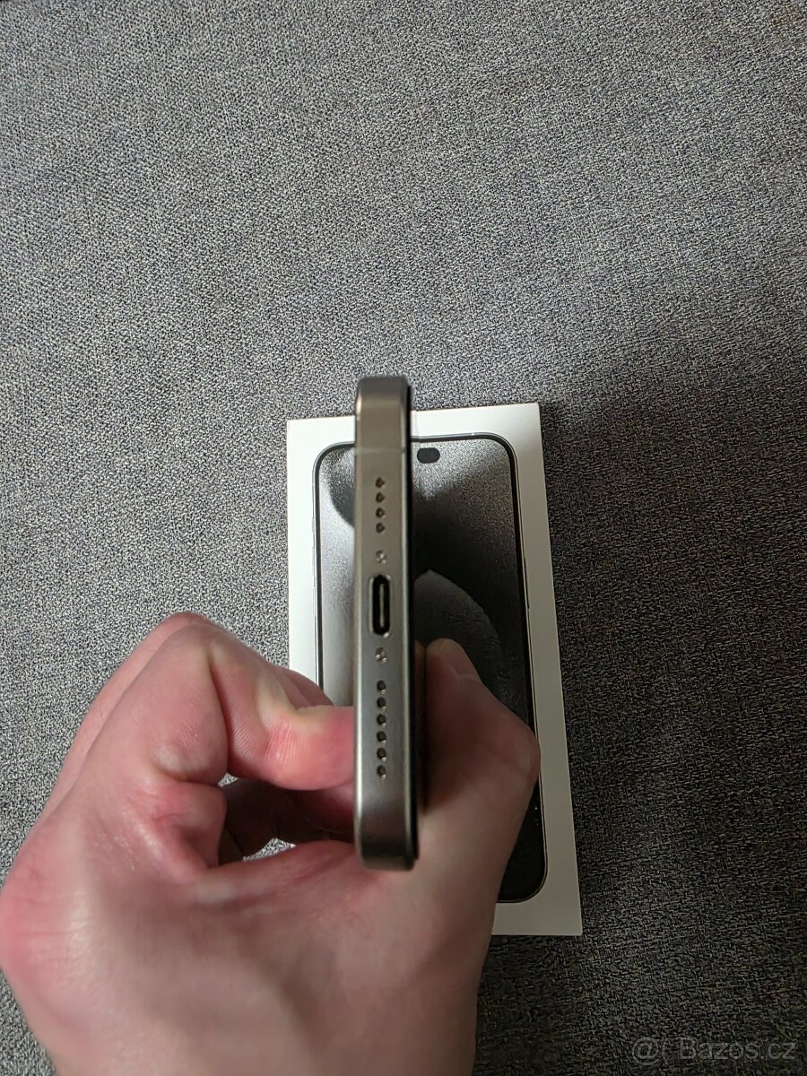 iPhone 15 Pro Max 1TB - 6