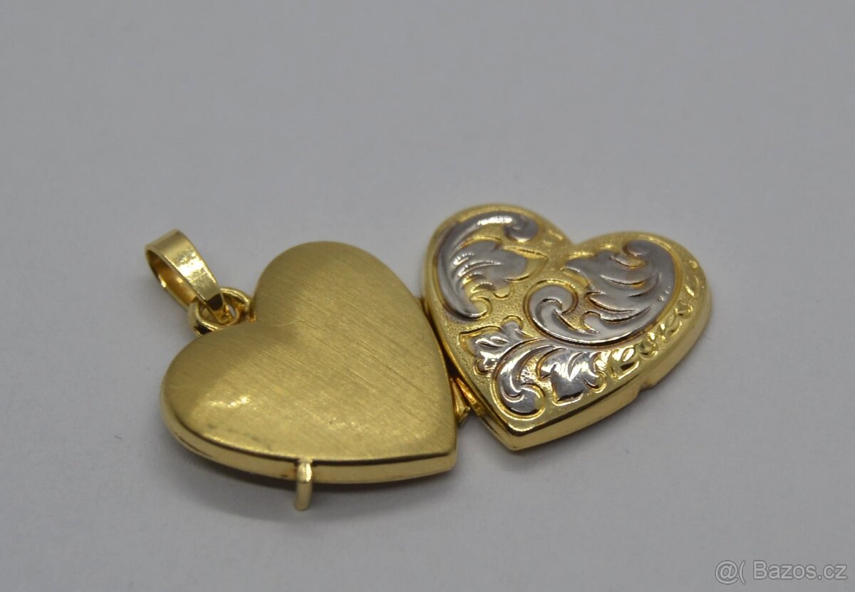 Zlatý přívěsek - 6