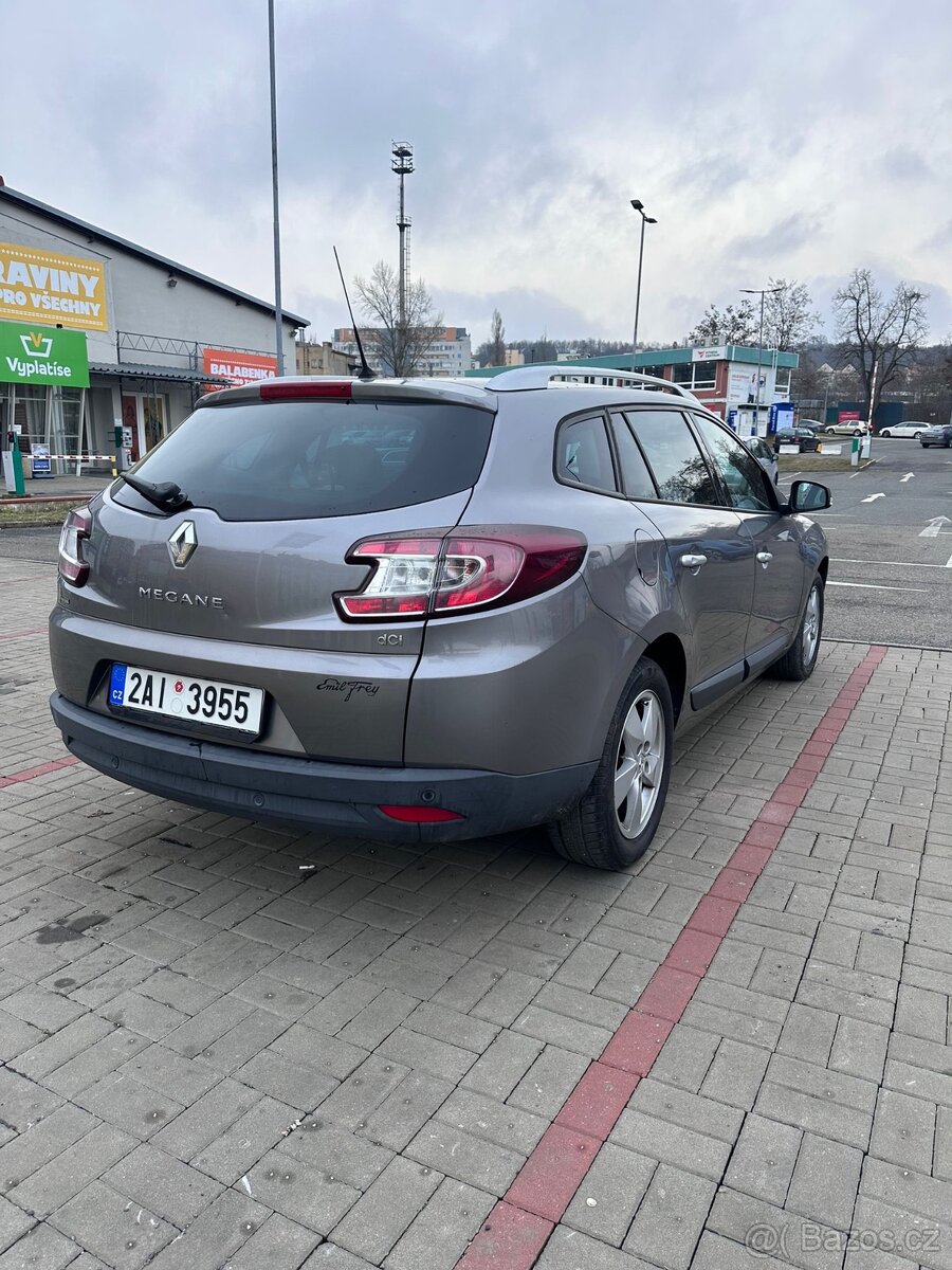 Renault Megan 1.5 dCi 81 kW - 6