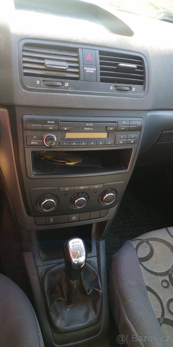 Škoda Yeti 1,8 benzin 2009, 4x4 - 6