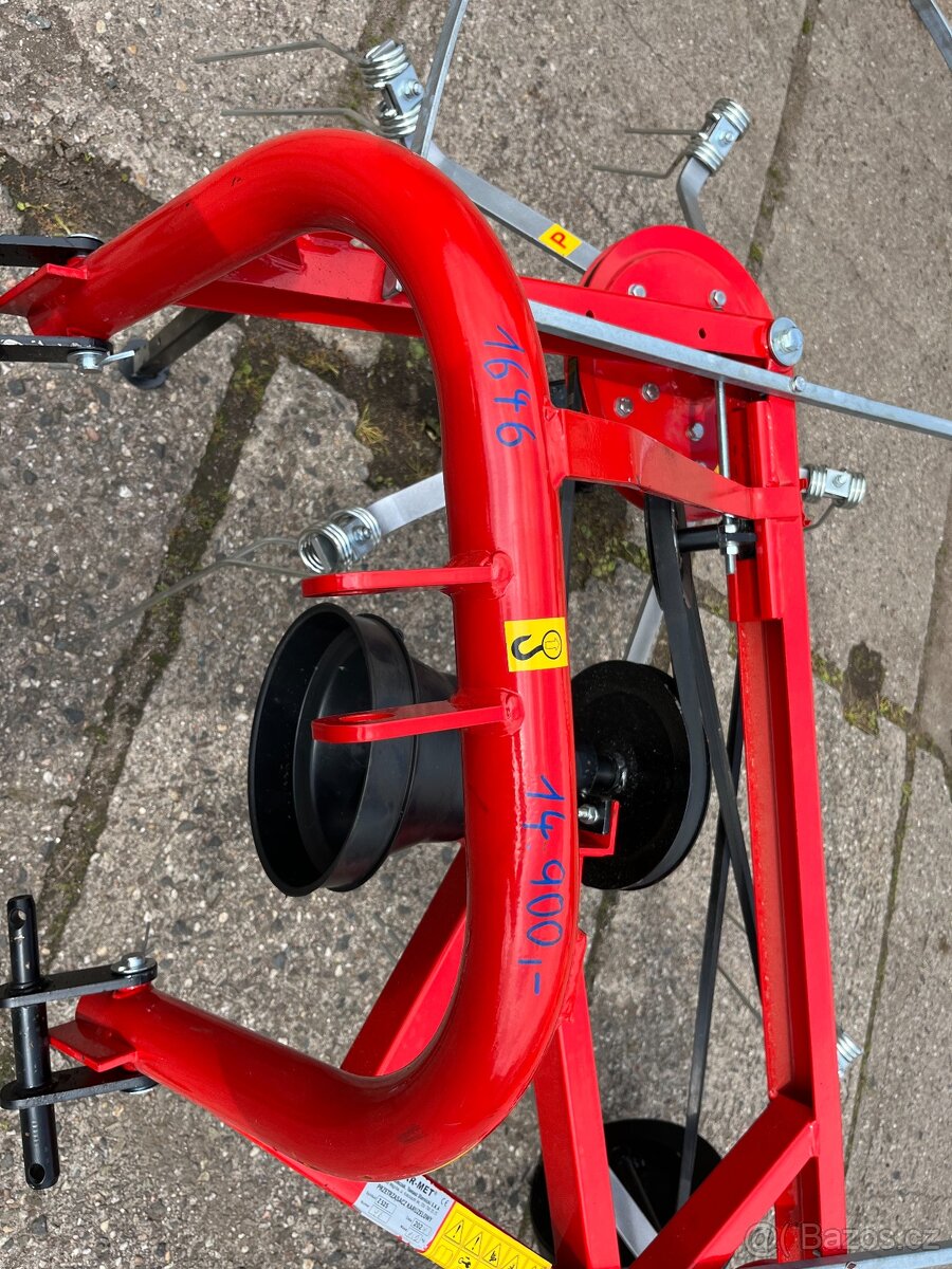 Dvou rotorový obraceč píce Jarmet - 6