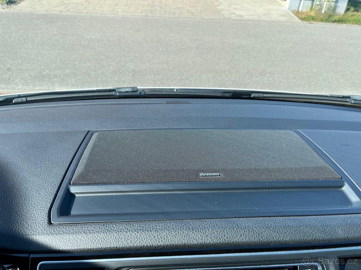 VW Multivan T6 generation six - 6