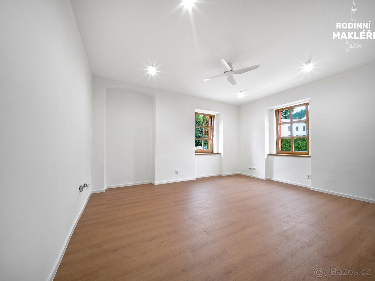 Zrekonstruovaný horský apartmán 1+kk v Kořenově - 6