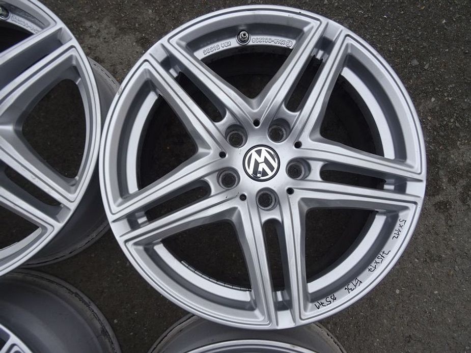 Alu disky Borbet na VW, Škoda 17", 5x112, ET 36, šíře 7,5J - 6