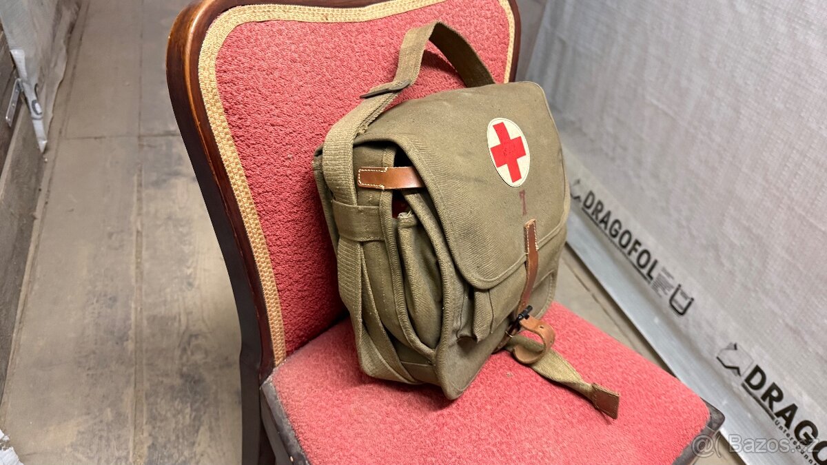 Vojenská zdravotnická brašna ČSLA - 6