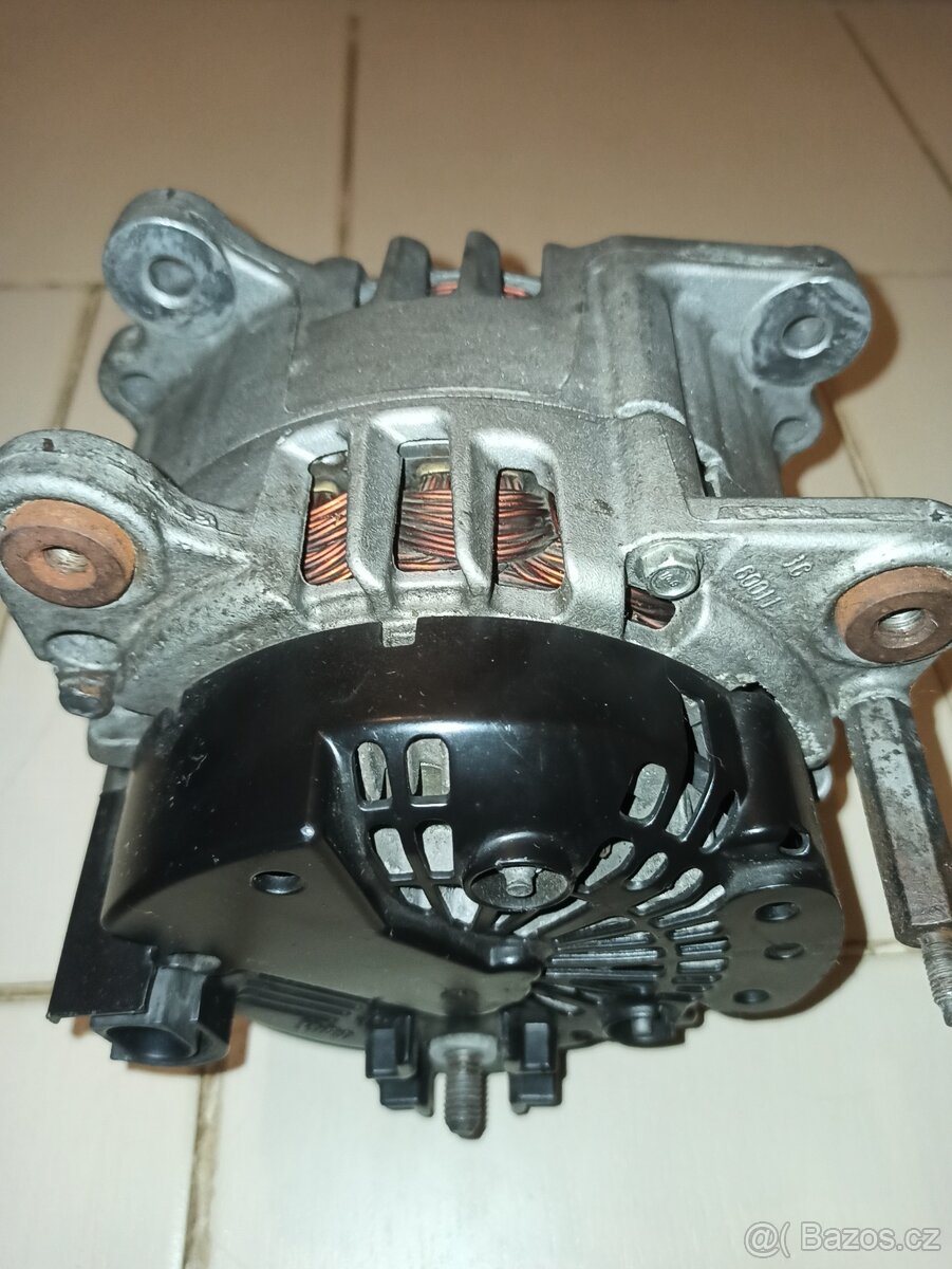 Alternátor VW Touran 2.0 TDI - 6