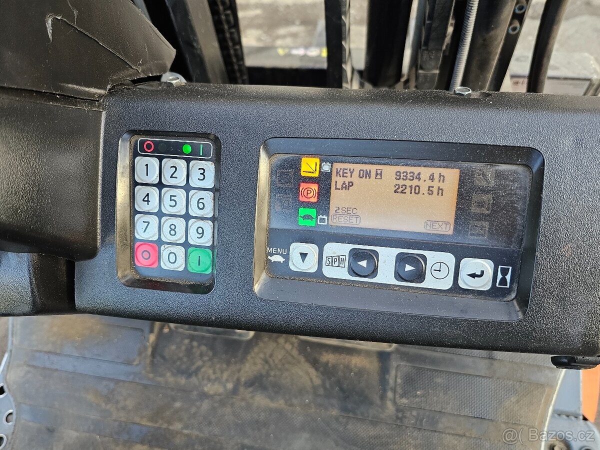 Manipulační vozík VZV Toyota 1.5t Aku - 6