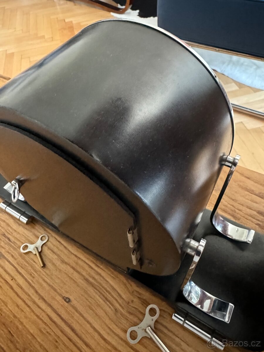 Nesehnatelné hodiny Junghans funkcionalismus - 6