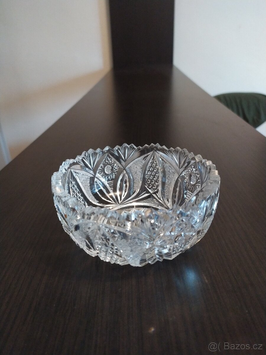 Prodám soupravu historického broušeného křišťálu - 6