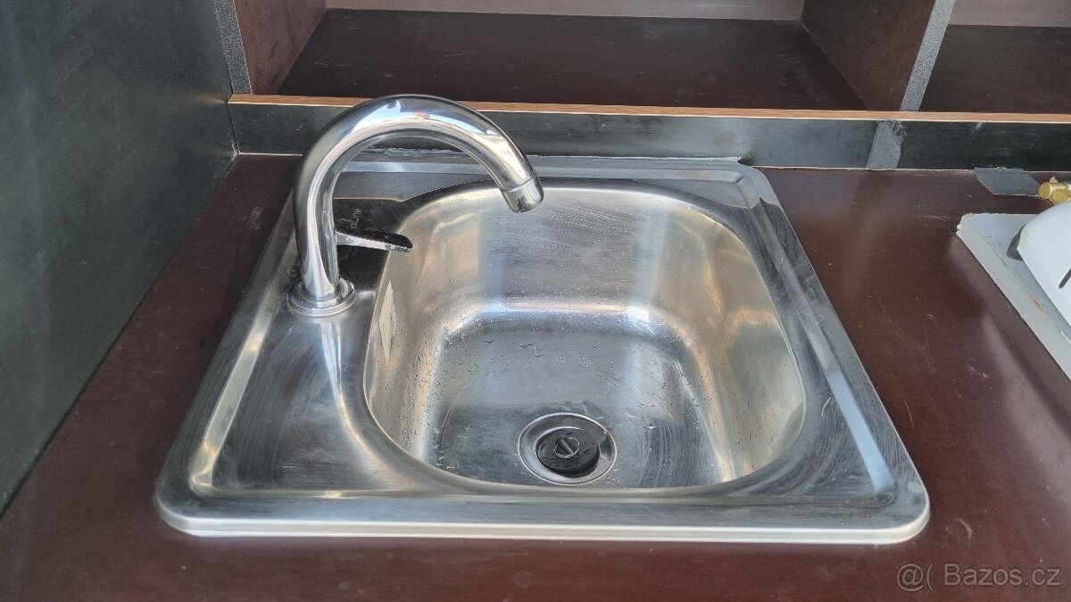 Prodám minikaravan - 6