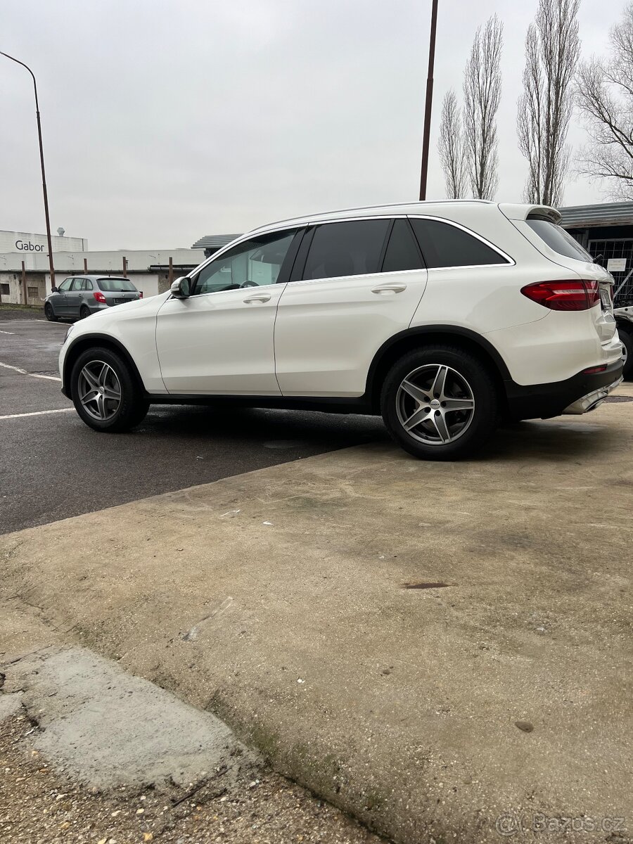 Mercedes-Benz GLC SUV 220d 4MATIC A/T - 6
