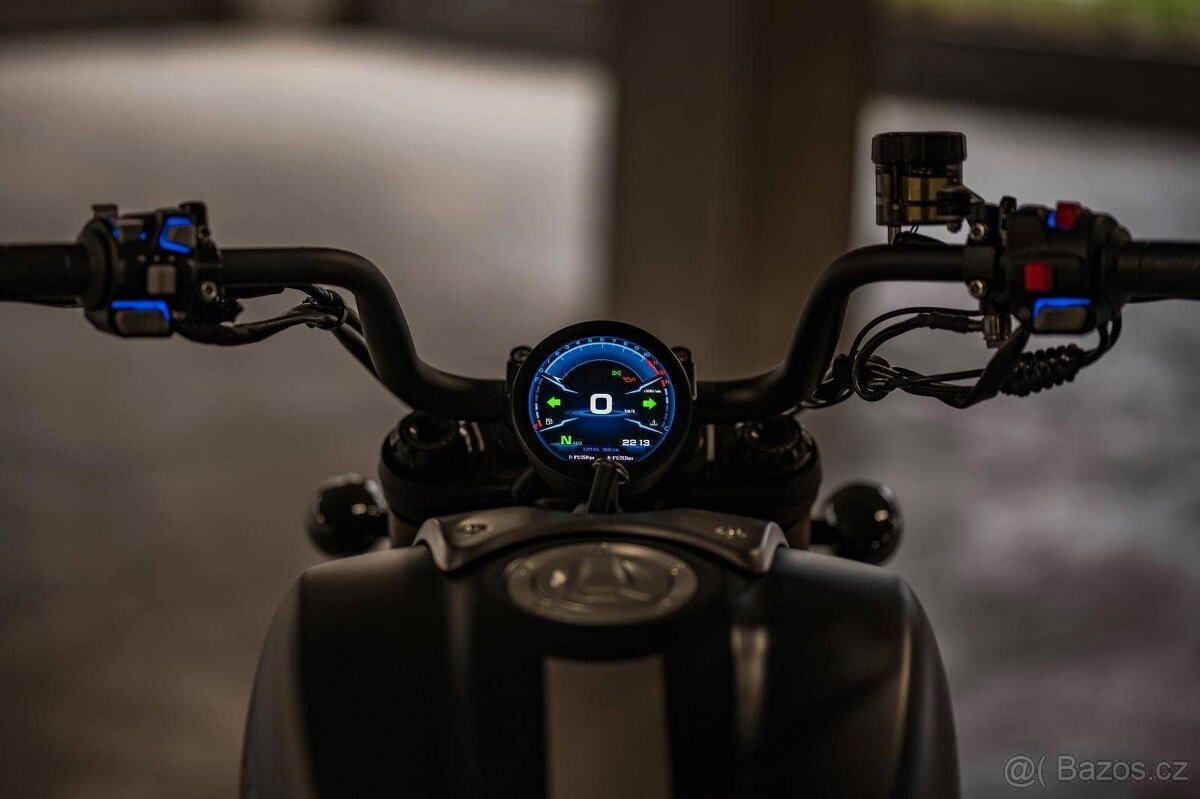 Prodám QJ MOTOR SRV 700 - 6