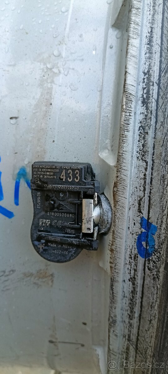 Disky kol Tesla model S Base 19" - 6