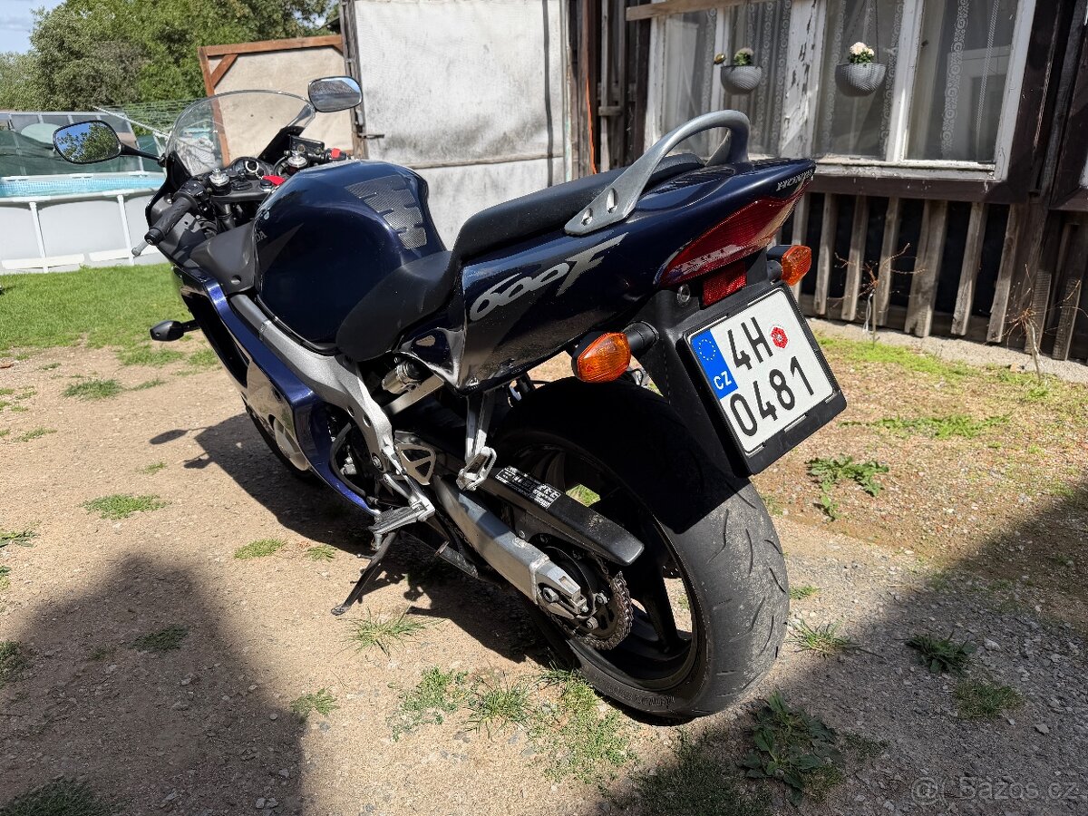 Honda cbr 600f - 6