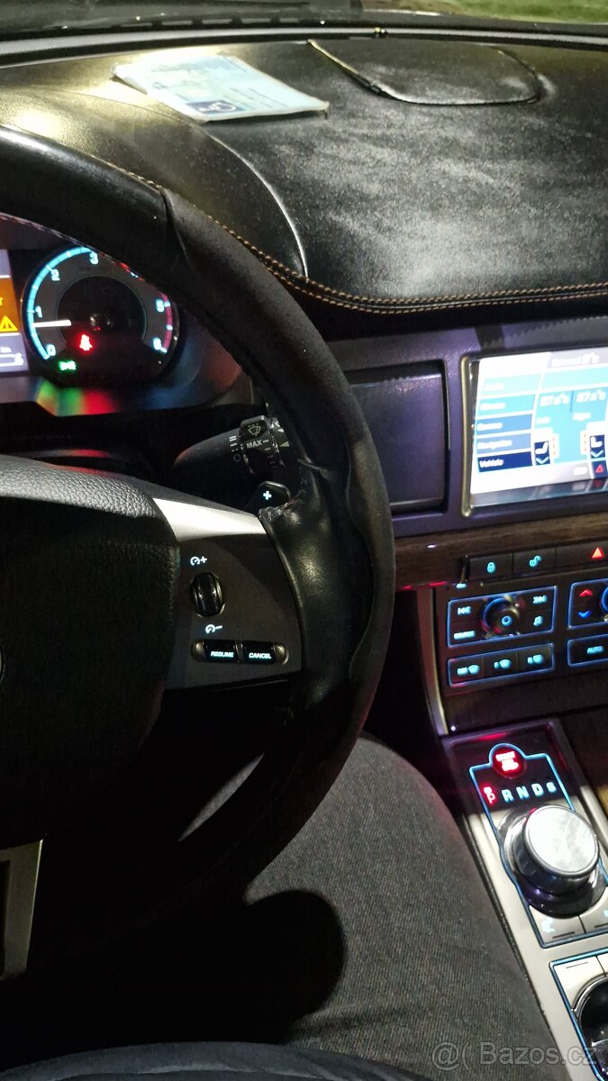 Jaguár XF 3.0d 177kw limuzína - 6