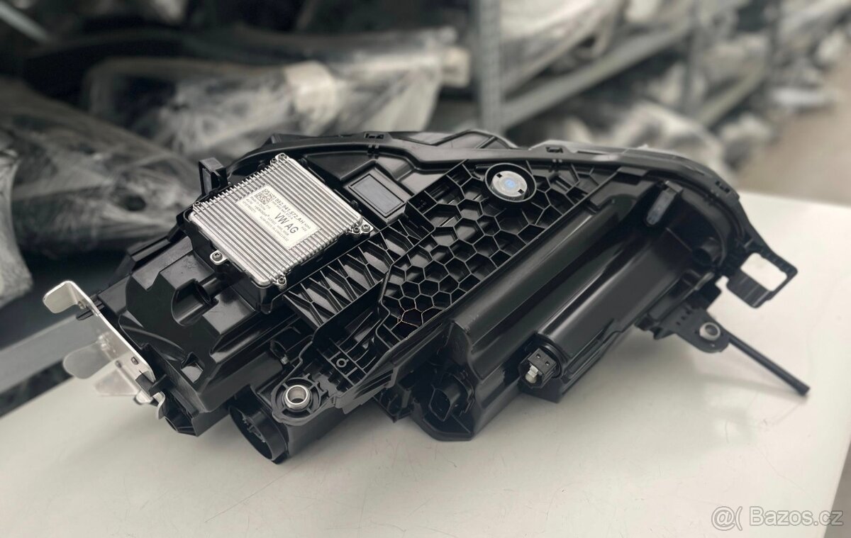 Superb 4 full LED Matrix 3P1941016A svetlomet - 6