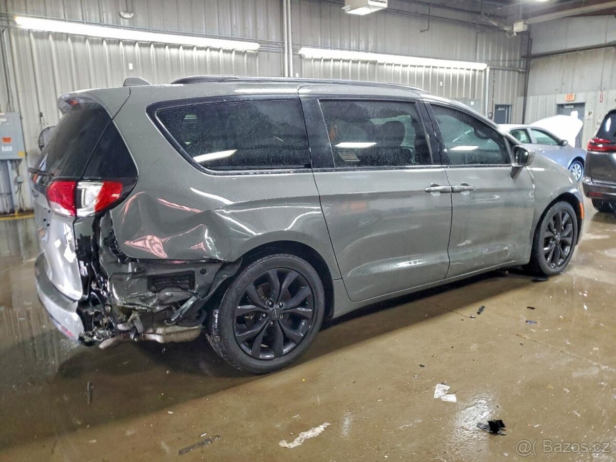 CHRYSLER PACIFICA TOURING L PLUS 2020 - 6