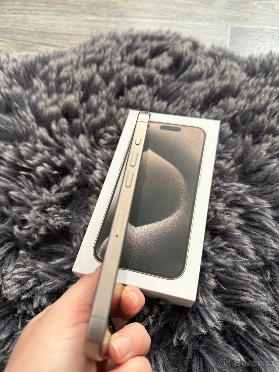 Iphone 15 pro 128GB titan pískový - 6