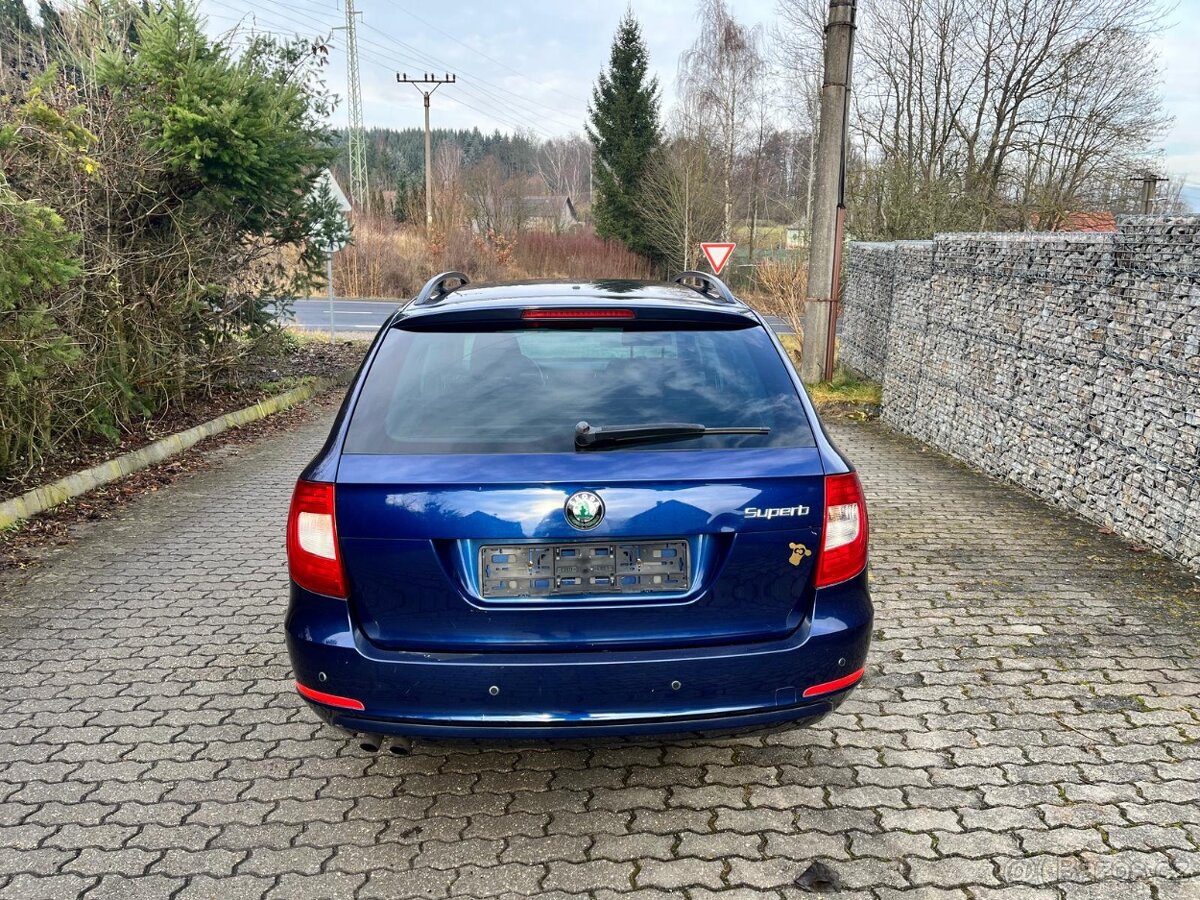 Škoda Superb 1.6 TDi 77kW Variant - 6
