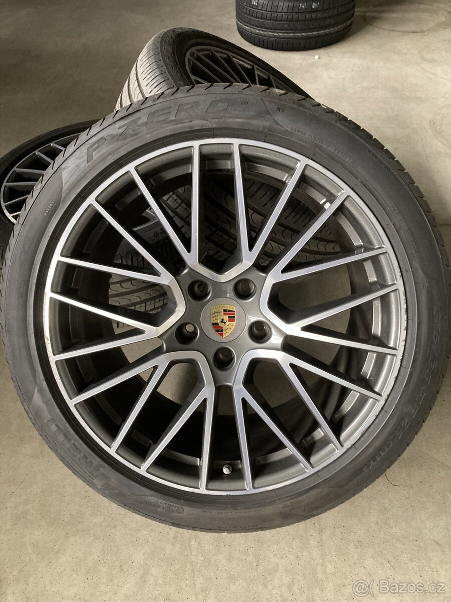 PORSCHE - 6