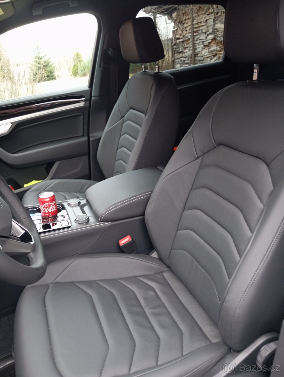 VW TOUAREG NOMÁD - 6