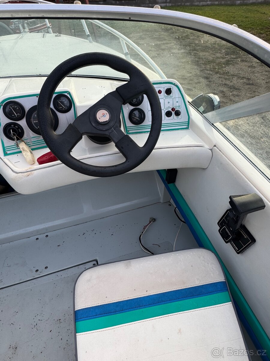 Motorova lod Rio 550 spring - 6