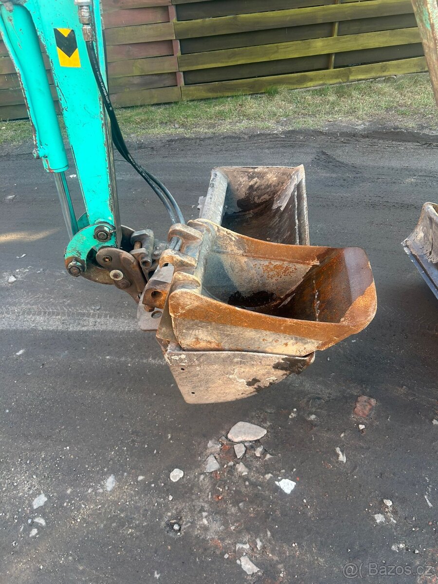 Ihi 15j Minibagr 1.5T + 2x lžíce - 6