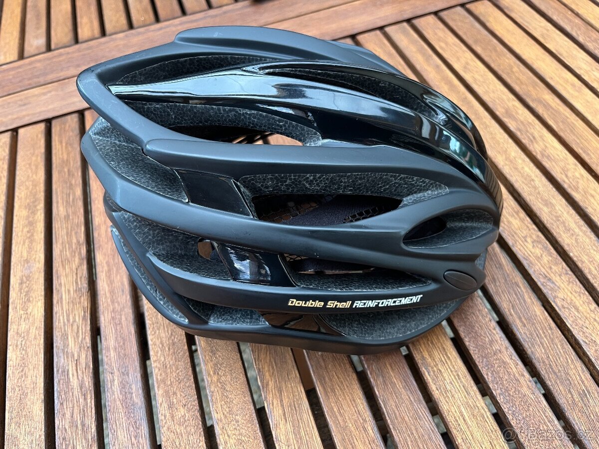 Cyklistická přilba AGU černá - 6