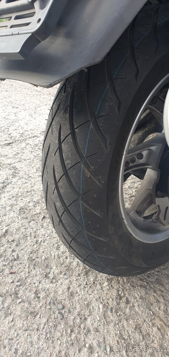 Yamaha 400 Majesty - 6