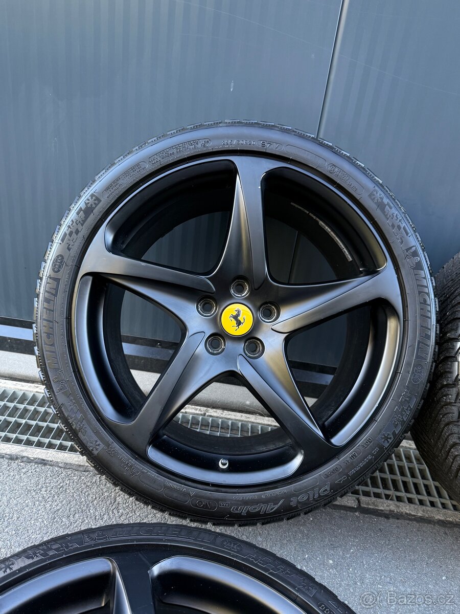 Ferrari FF kola - 6