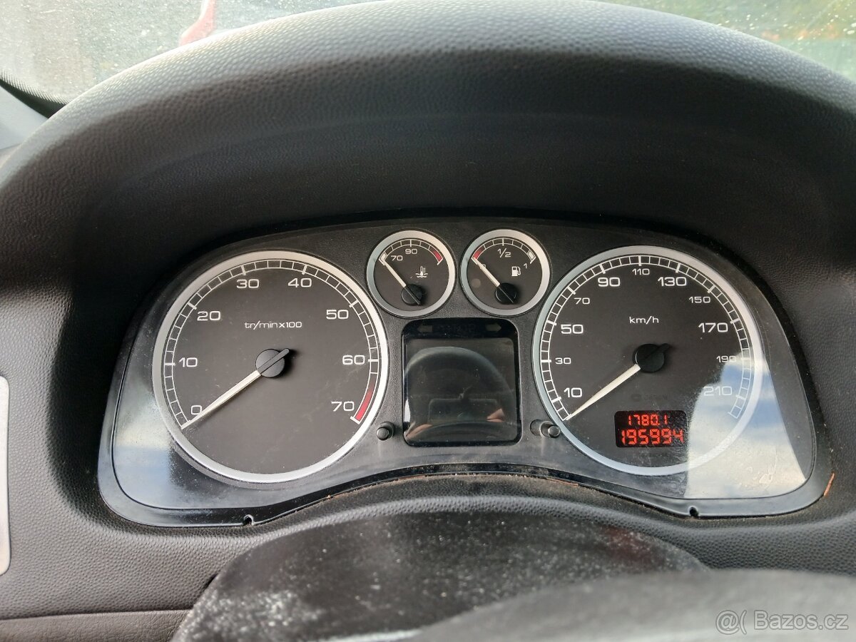 Peugeot 307 1.6 - 6