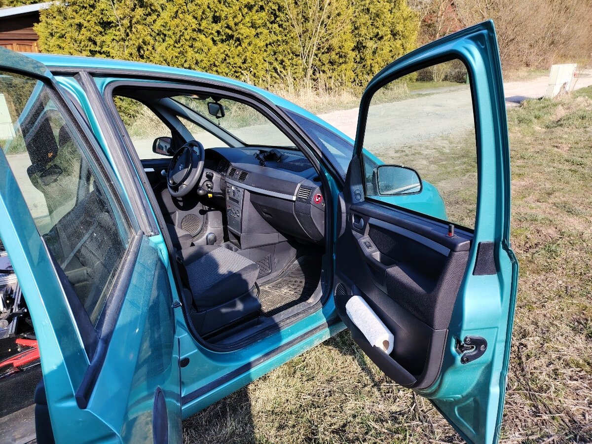 Opel Meriva pro invalidy - 6