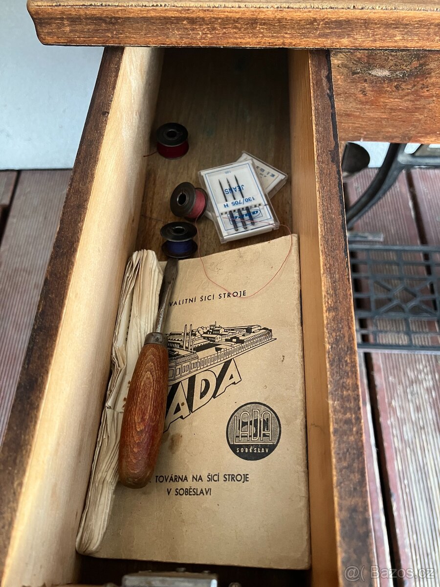 Šlapací šicí stroj - 6