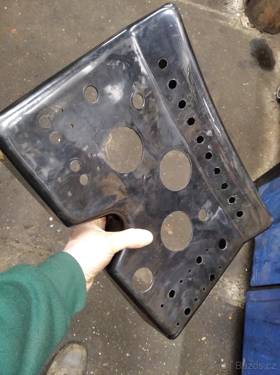 Přístrojová deska Lkt 81 - 6