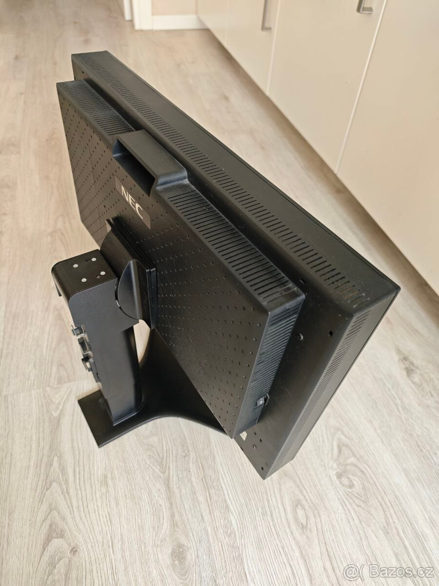 Monitor NEC MultiSync 26" LCD2690WUXi2 (IPS, 1920×1200) - 6