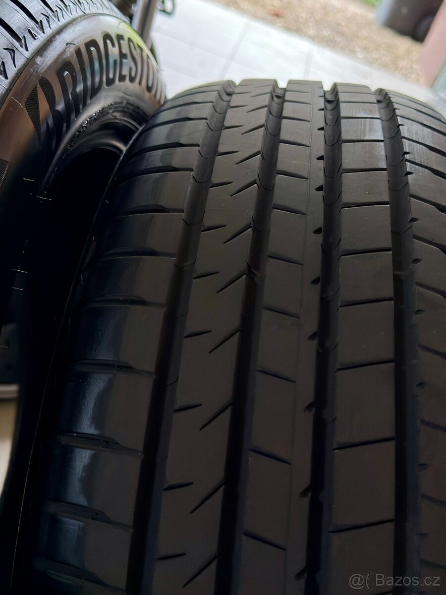 Bridgestone Alenza 225/55 R19 99V Letní - 6